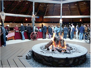 [ fireplace and buffet at the WWW2007 banquet ]